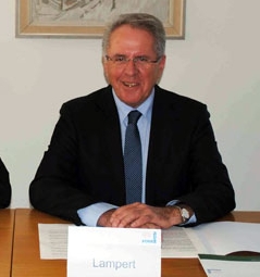 VOGEWOSI-Geschäftsführer Dr. Hans-Peter Lorenz und VOGEWOSI-Aufsichtsratsvorsitzender Günter Lampert bei der Bilanzpressekonferenz.