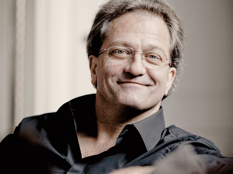Chefdirigent Symphonieorchester Gérard Korsten